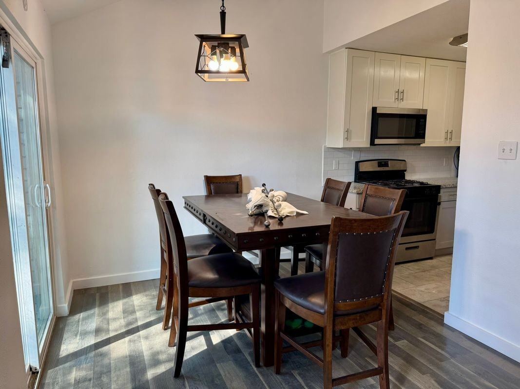 2507 John Crump Ln - Photo 3 of 12