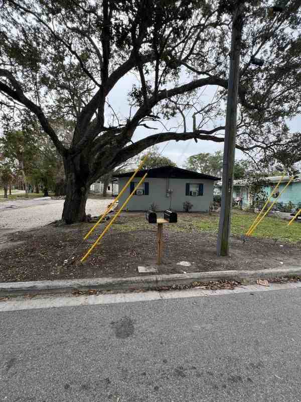 427 N 11th St Apt A - Photo 2 of 25