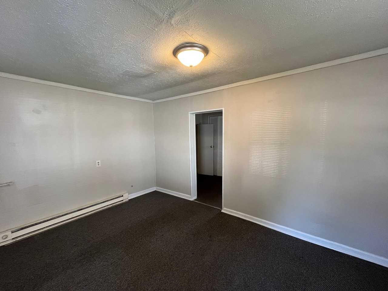 3225 Maryland Ave - Photo 2 of 10