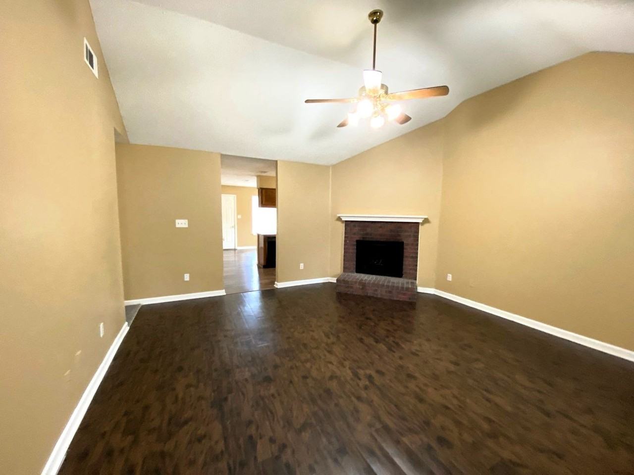 4215 Elysian Dr - Photo 3 of 15