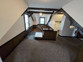 featured image of 9 Cox Ct