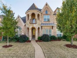 featured image of 1702 Tulare Dr