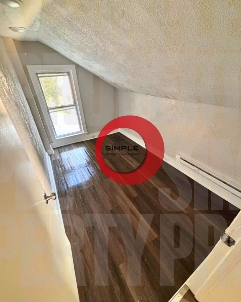 624 South 17 1/2 Street - Photo 7 of 10