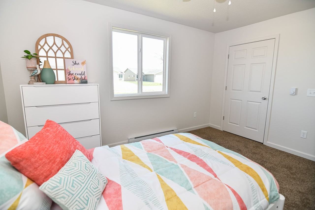 Kate's Landing - Photo 5 of 50