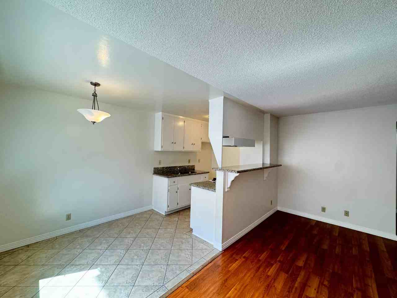 42 N Parkwood Ave #3 - Photo 3 of 16