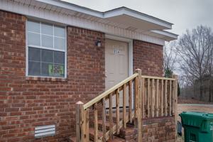 featured image of Clifton St