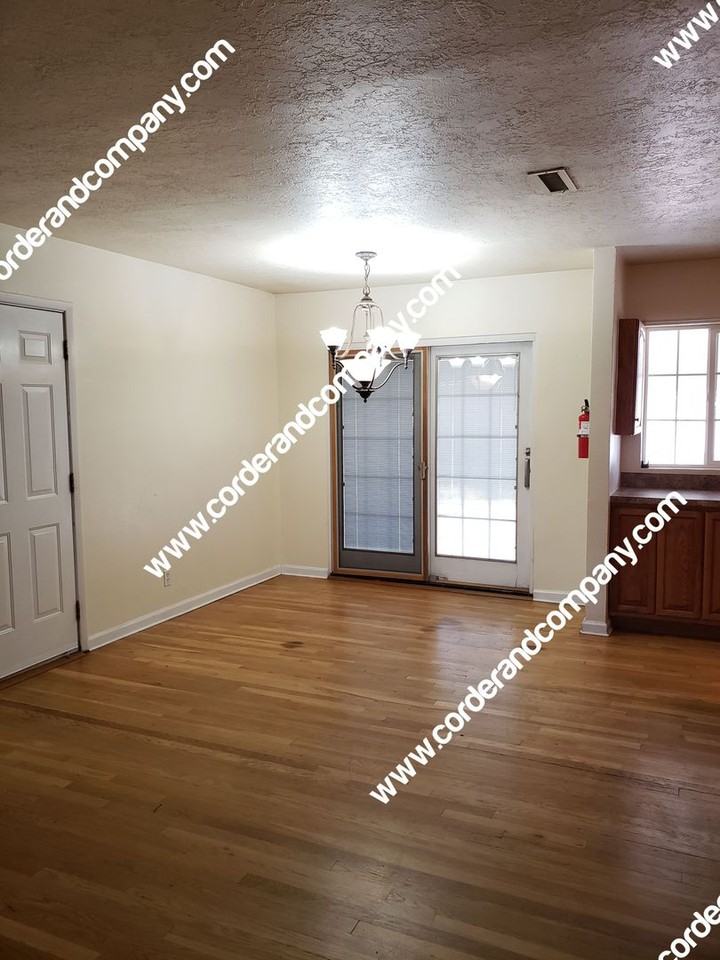709 Palisades Dr Nw - Photo 3 of 19