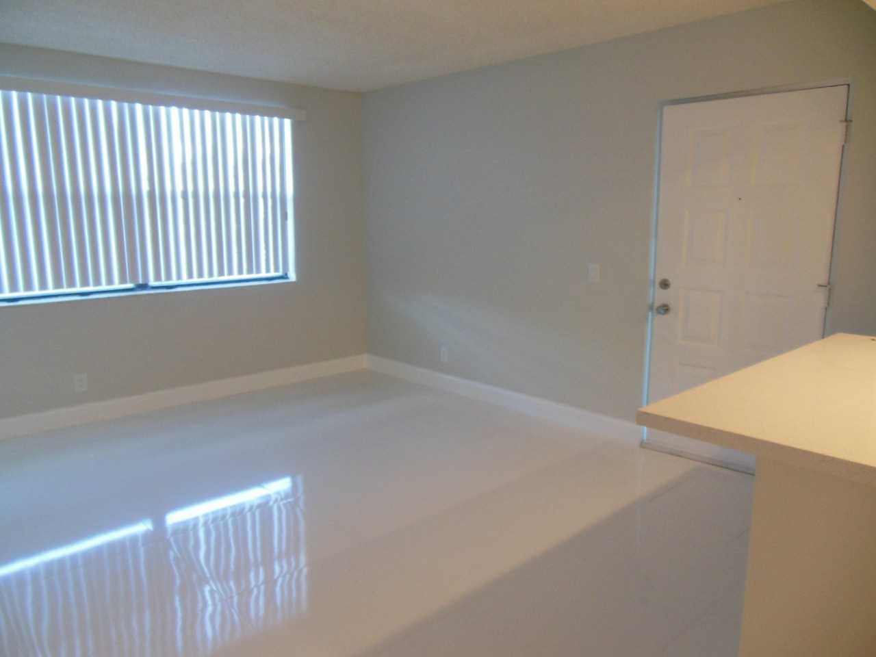 728 Executive Center Dr #31 - Photo 6 of 30