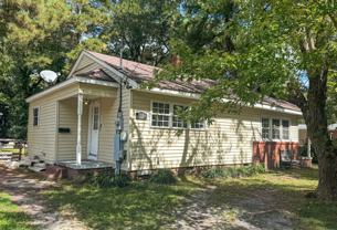 1504 Gold St N - Photo 1 of 1