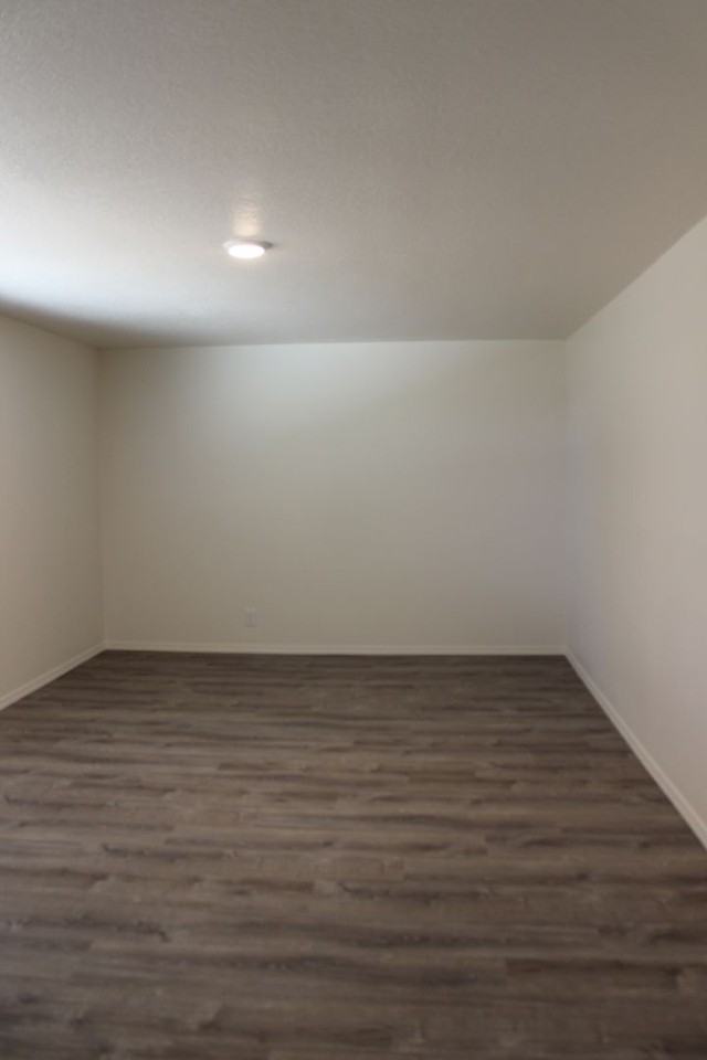 266 Northeast Palomar Court - Photo 2 of 15