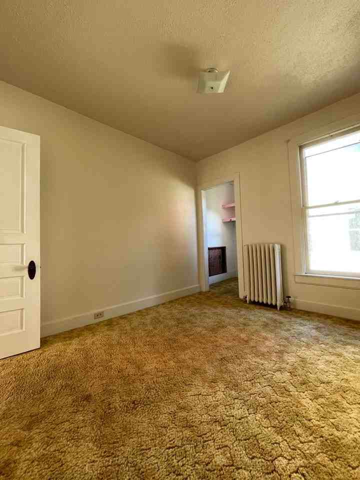 406 15th St S - Photo 2 of 24