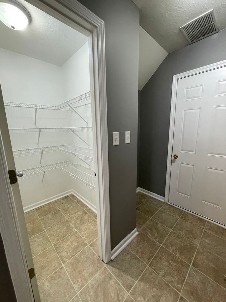 8107 Gathering Lane - Photo 6 of 13