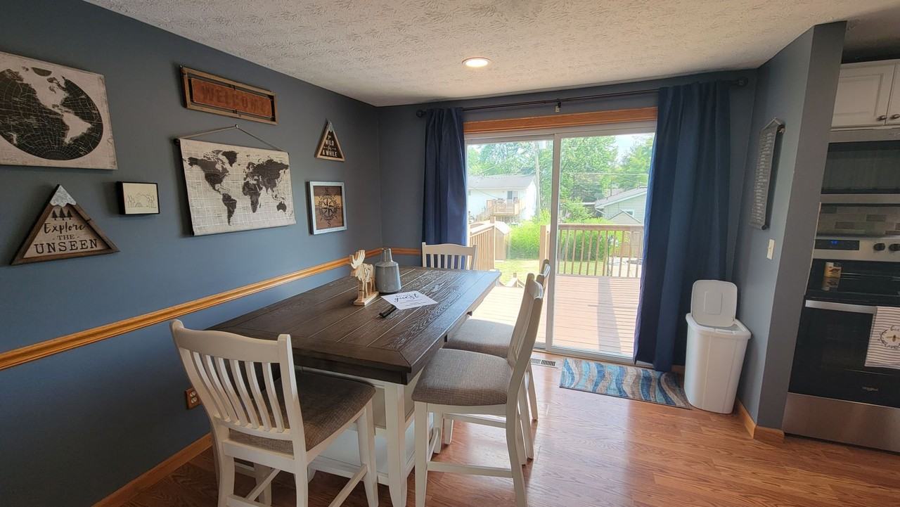 1349 Jennings Ct - Photo 5 of 35