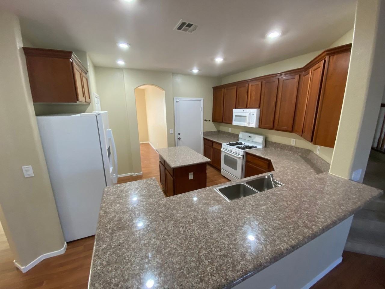 9690 Hawk Cliff Avenue - Photo 4 of 21