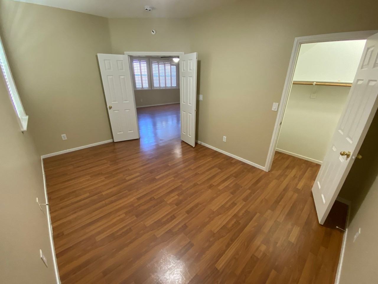 9690 Hawk Cliff Avenue - Photo 7 of 21