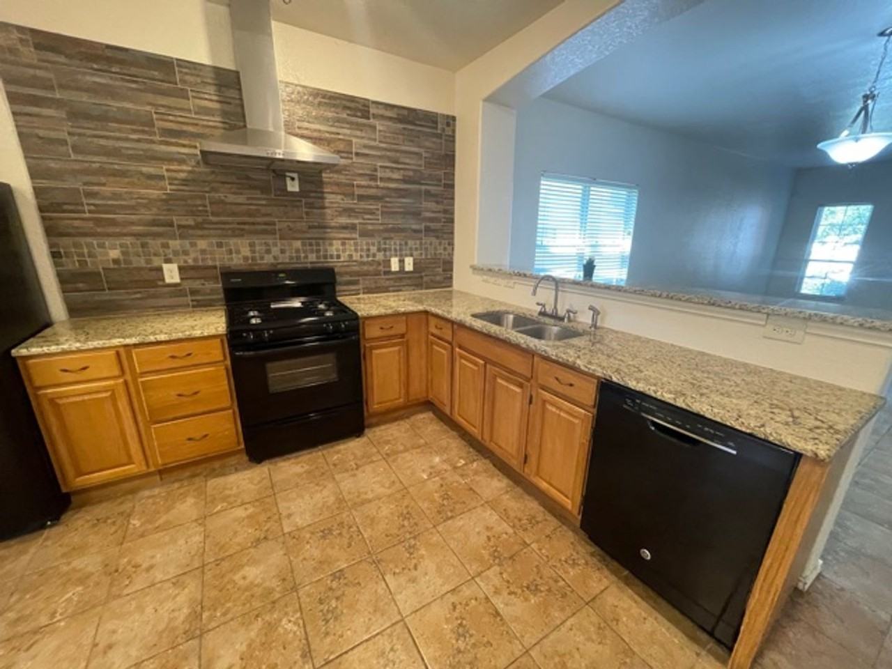 434 Tequila Ranch - Photo 4 of 15