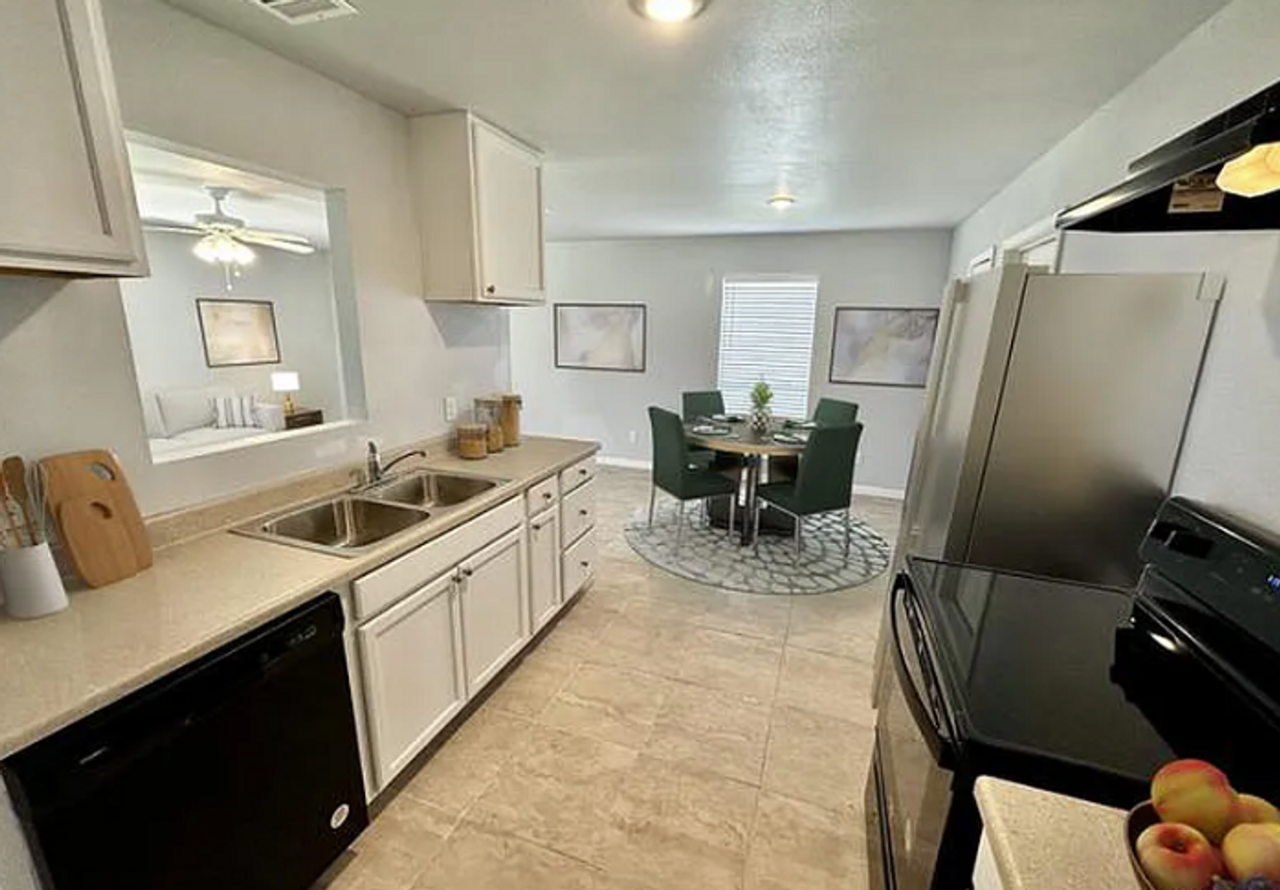 13719 Earlywood St - Photo 3 of 16