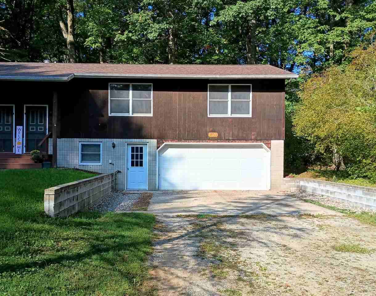 18069 Meyers Dr - Photo 2 of 28