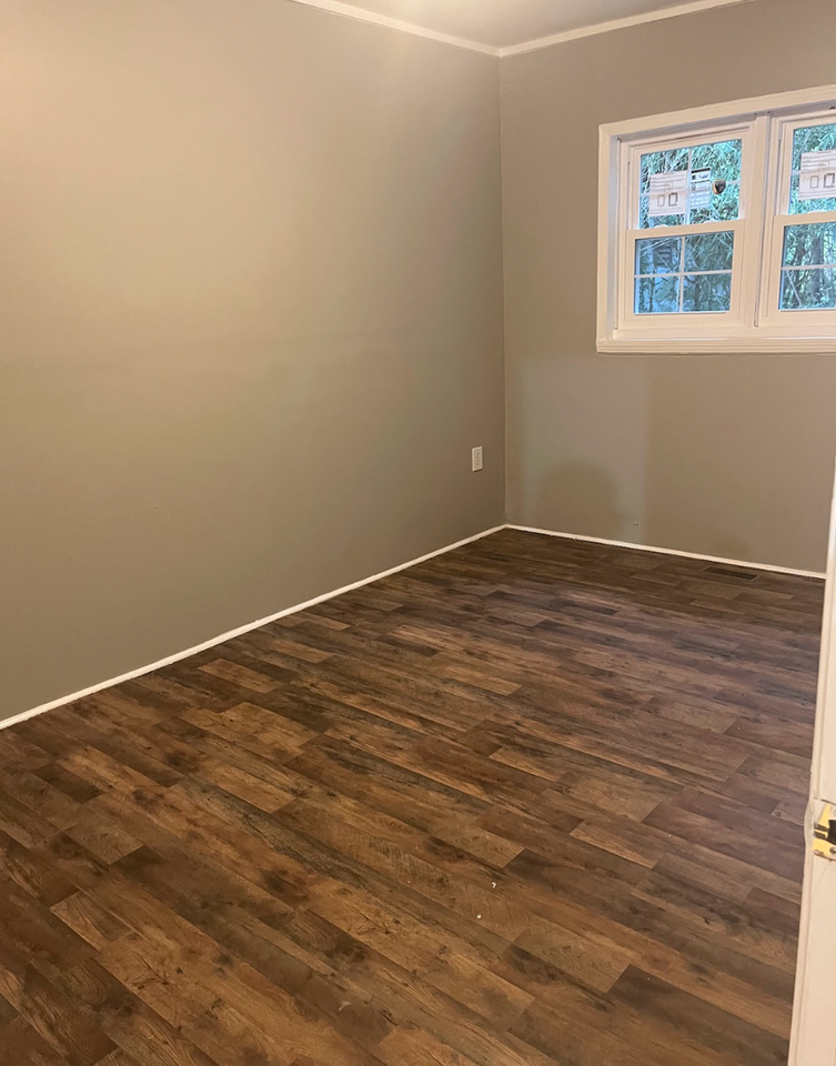 339B Hughes St - Photo 6 of 8