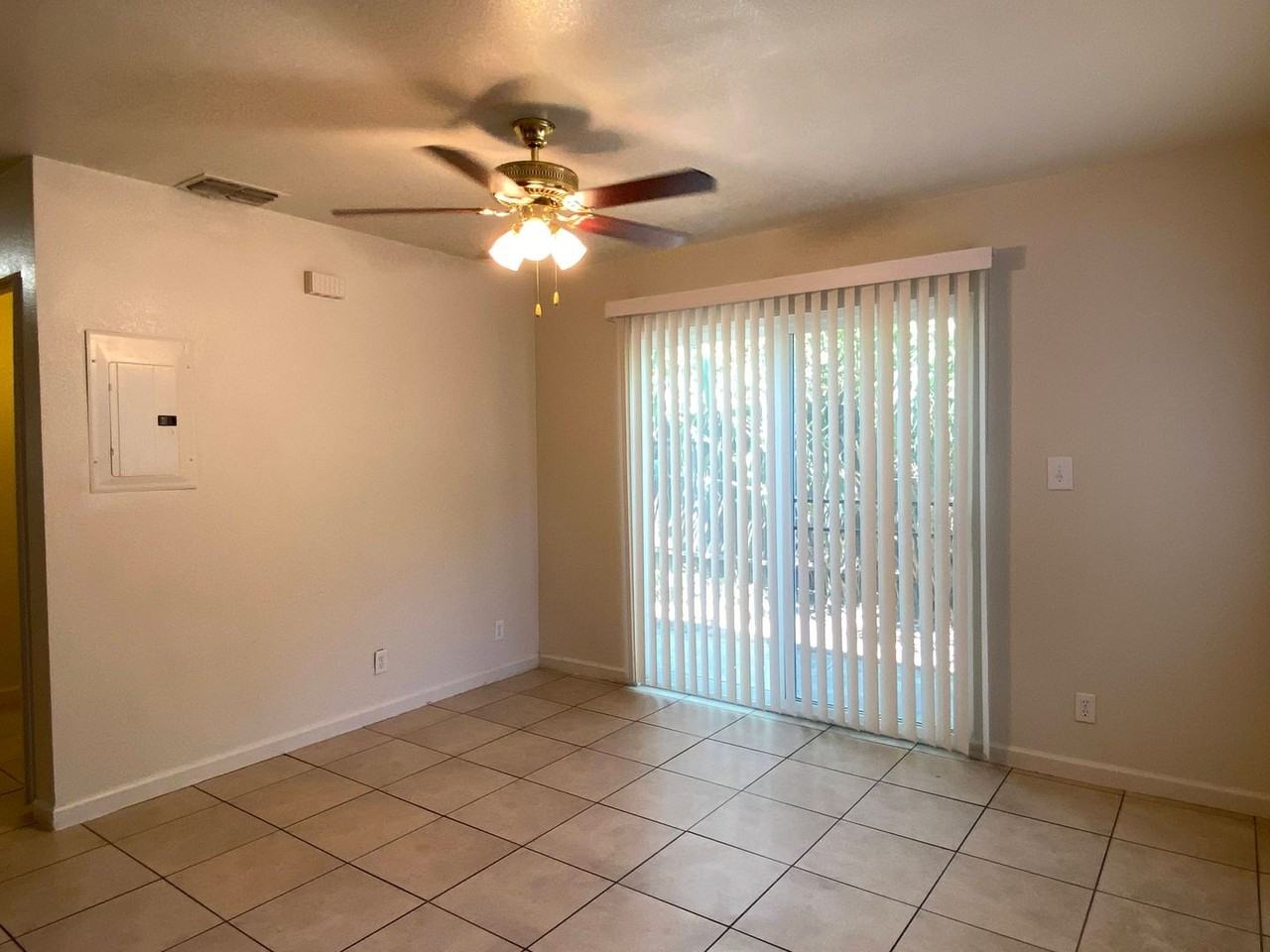 2641 Burlington Pl - Photo 5 of 22