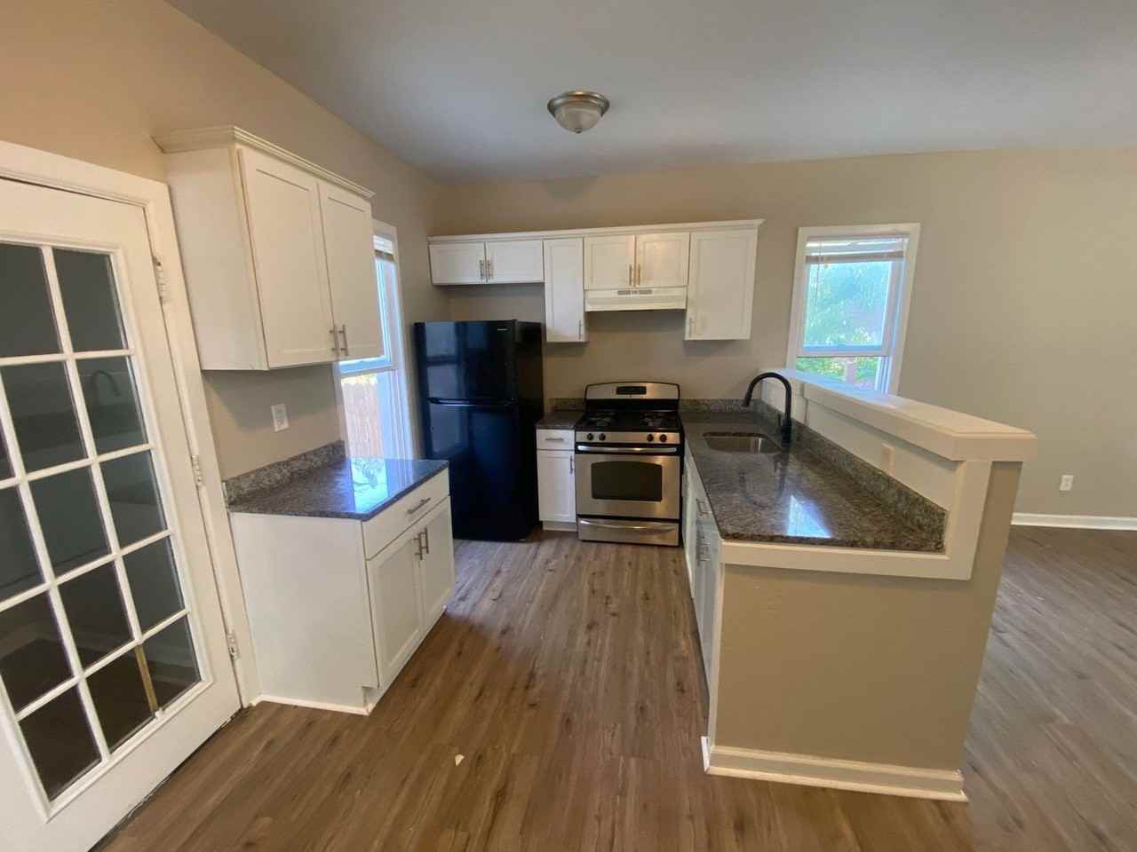 6534 Horatio St - Photo 3 of 8