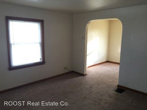 1605 Overlook Dr - Photo 2 of 12