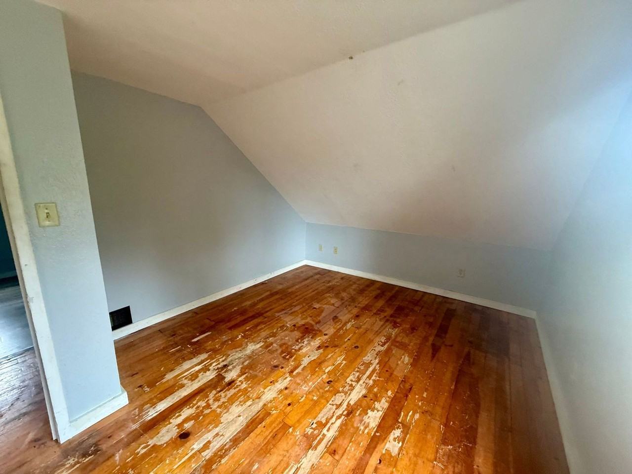 1115 S 15th Ave - Photo 5 of 16