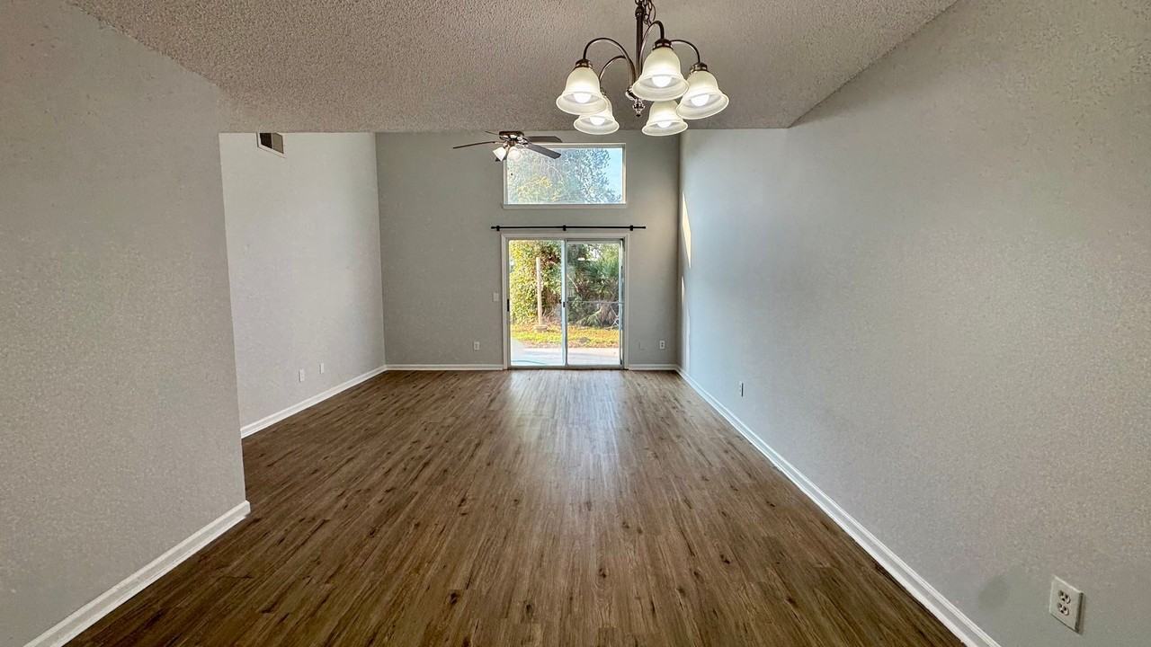 11766 White Horse Road - Photo 6 of 18