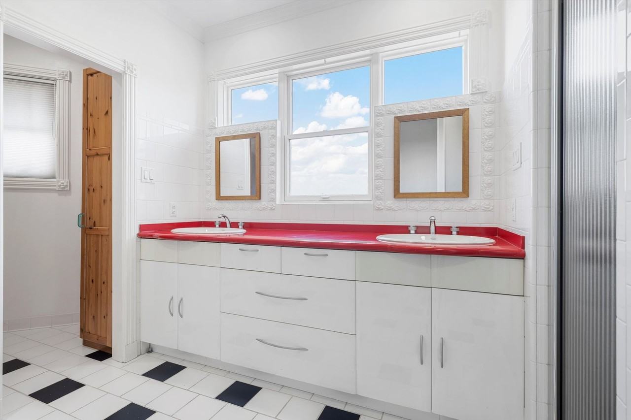 308 Westlane Circle - Photo 7 of 15