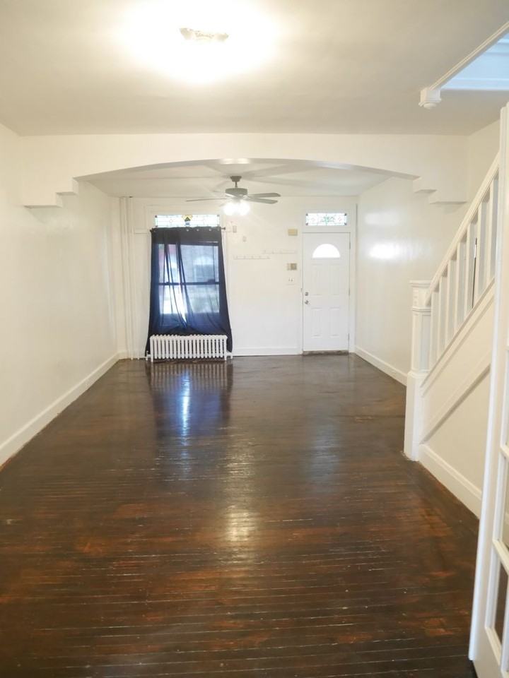 2621 E Hoffman St - Photo 3 of 17