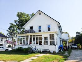 featured image of 124 S Lake St