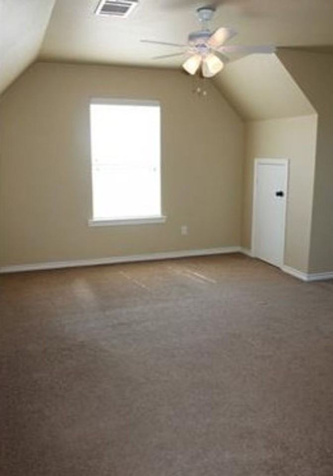 3707 Holick Ln - Photo 4 of 8