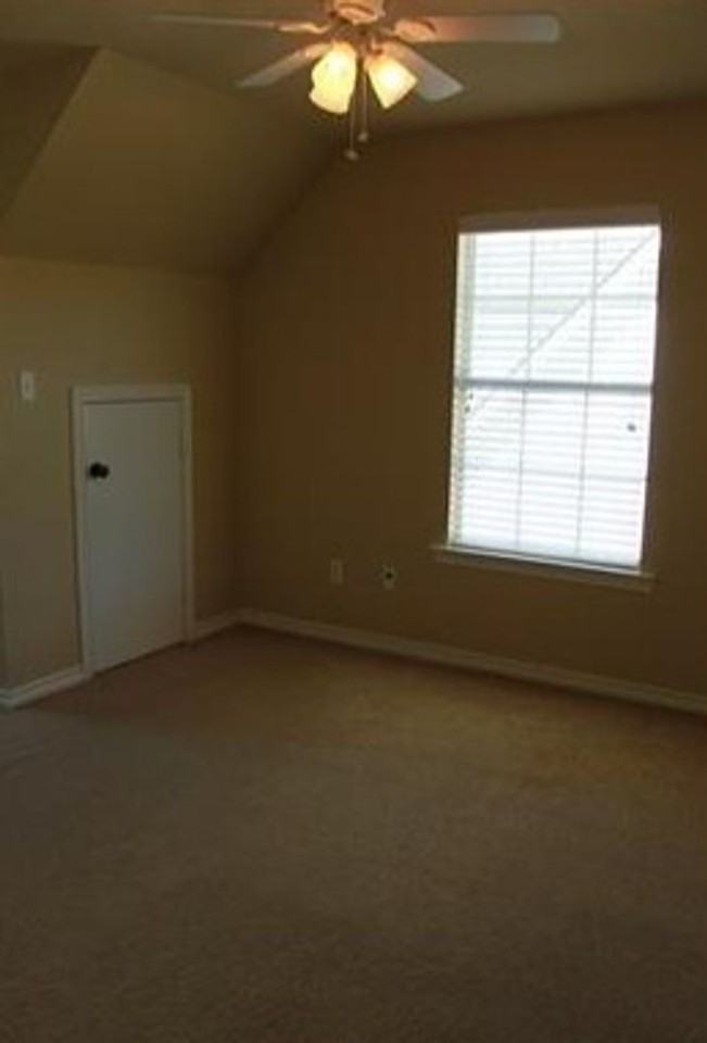 3707 Holick Ln - Photo 5 of 8