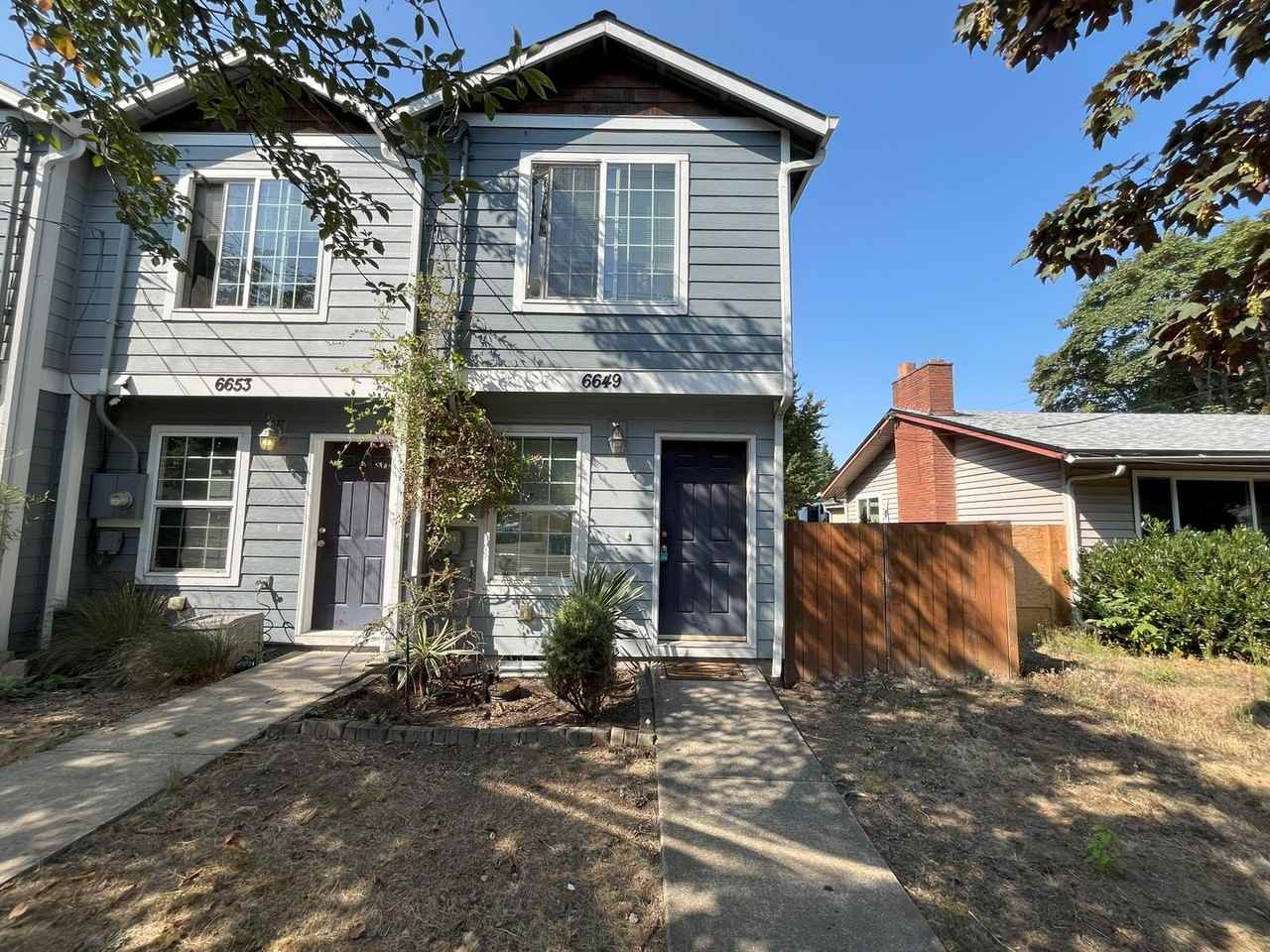 6649 N Columbia Way - Photo 3 of 30