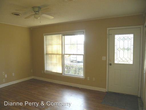 5400 Blossom St - Photo 2 of 11