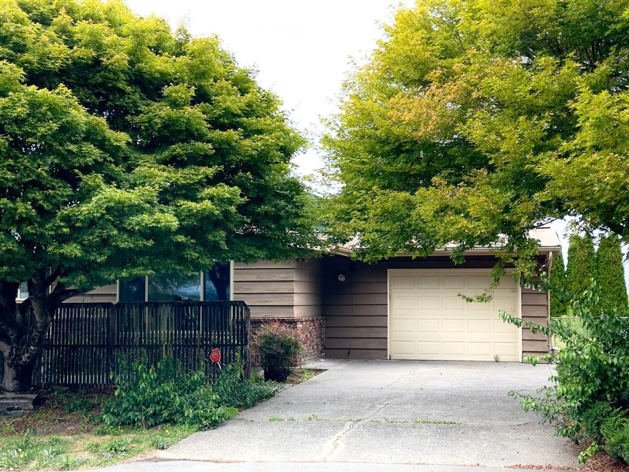 917 East Seattle Street - Photo 4 of 37