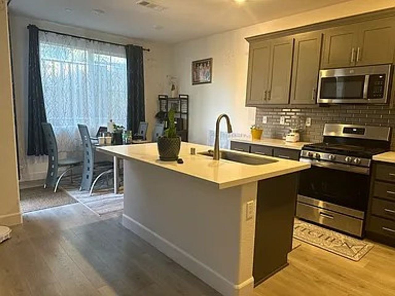 416 Mystic Lane - Photo 3 of 22