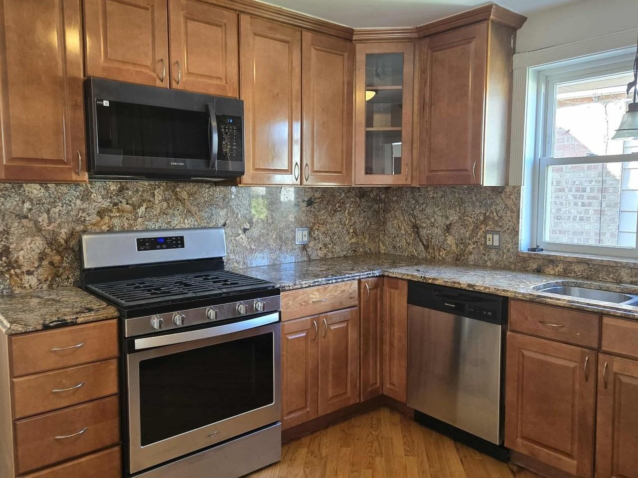 5015 N Monitor Ave - Photo 7 of 29