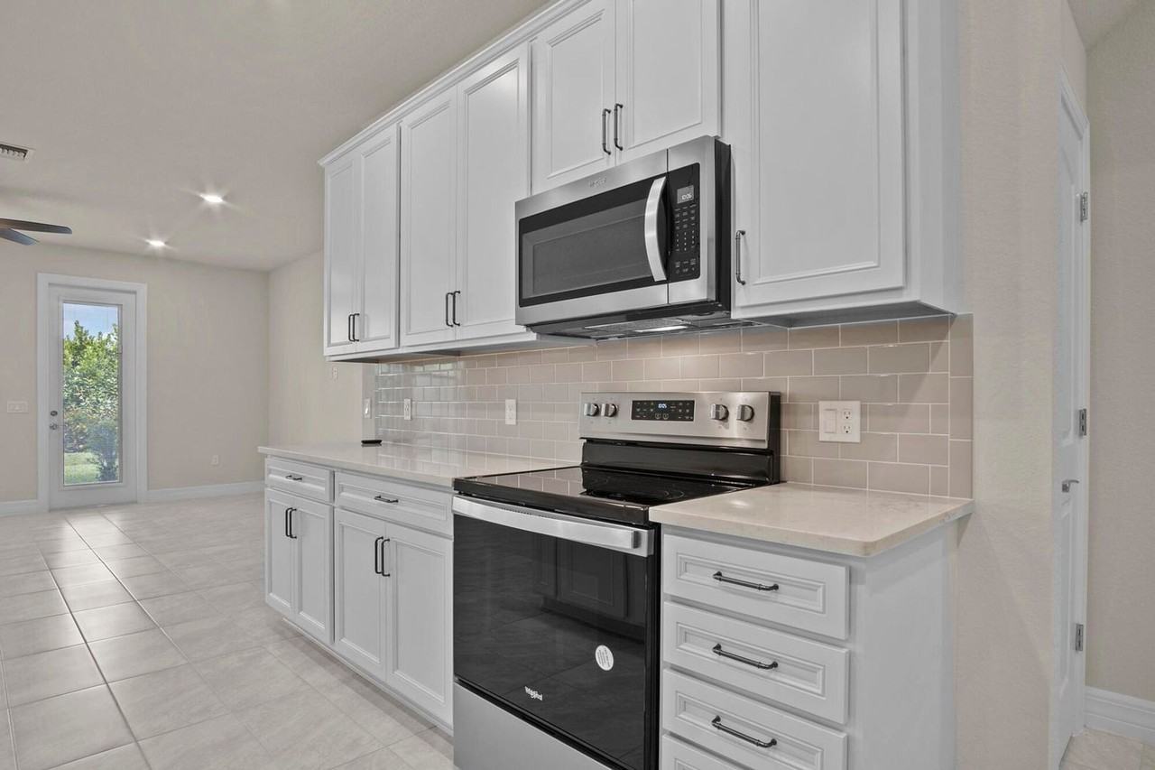 4837 Chantilly Rd - Photo 2 of 12