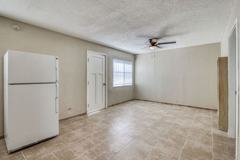 Hayes 3922 - Photo 1 of 1