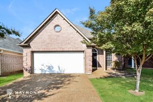 1095 Cross Meadow Rd - Photo 1 of 1