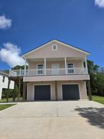 featured image of 6223 Lacey Oak Dr