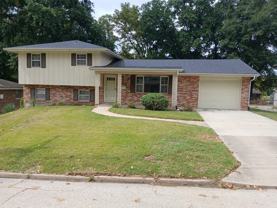 643 Belmont Dr - Photo 1 of 1