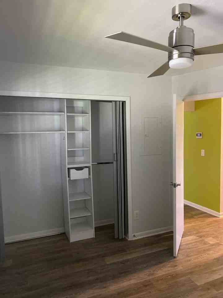 815 Victoria Drive #209 - Photo 5 of 13