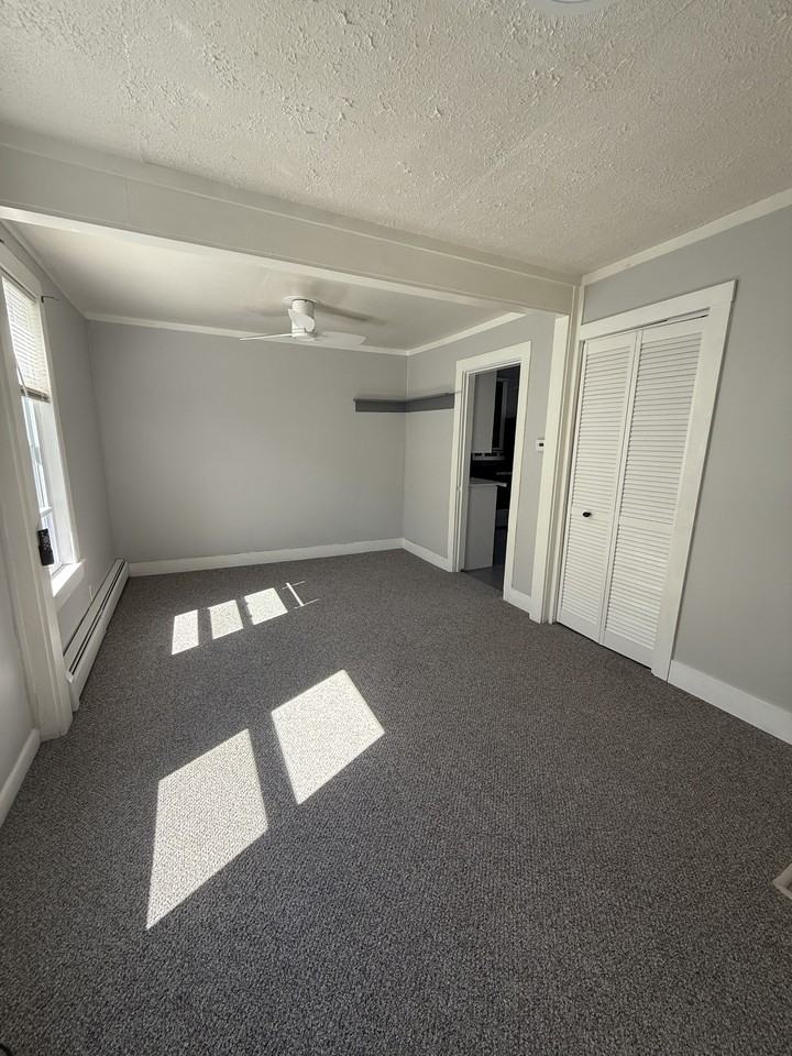23 Prospect St #102