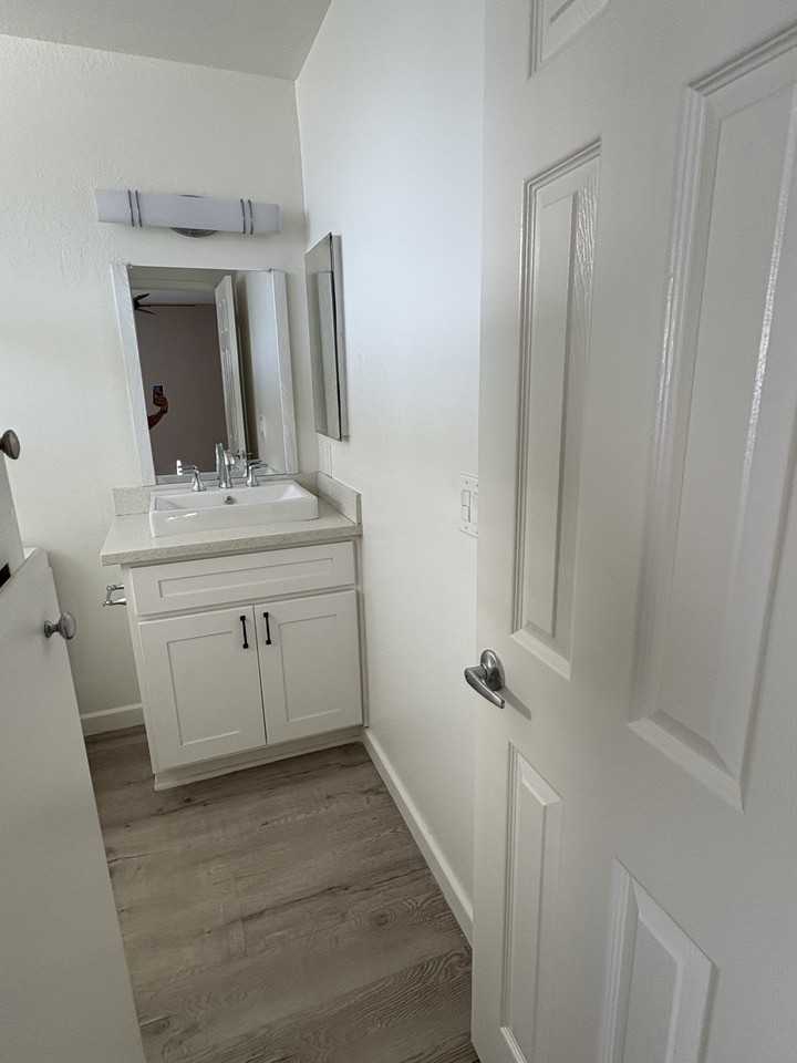 1409 Superior Ave #NA - Photo 6 of 9