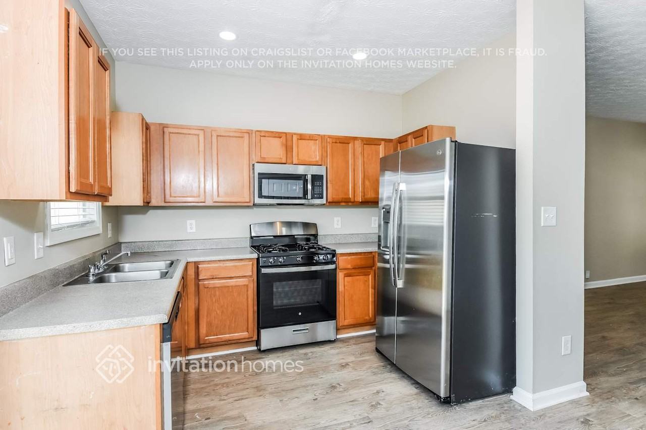 484 Cool Weather Drive - Photo 7 of 18