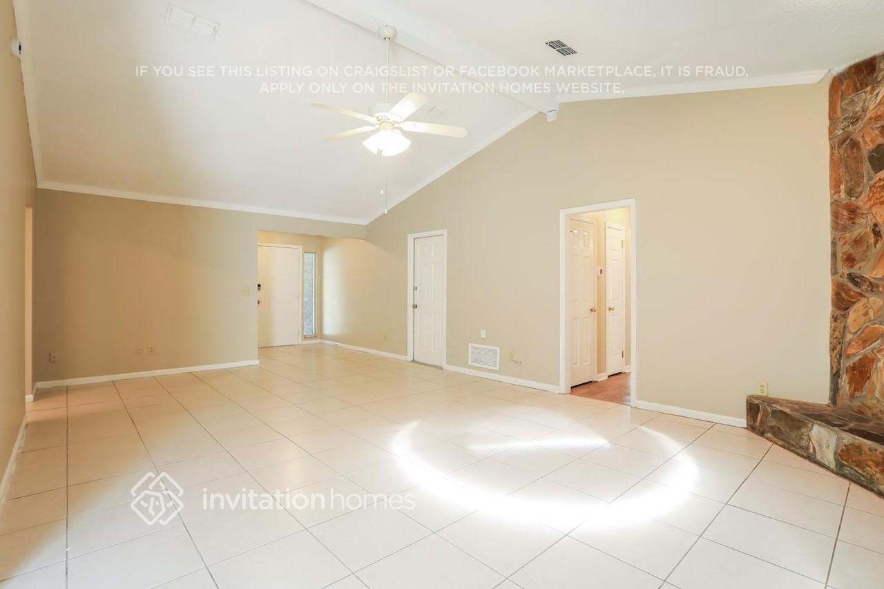7362 Boysenberry Ln N - Photo 5 of 17