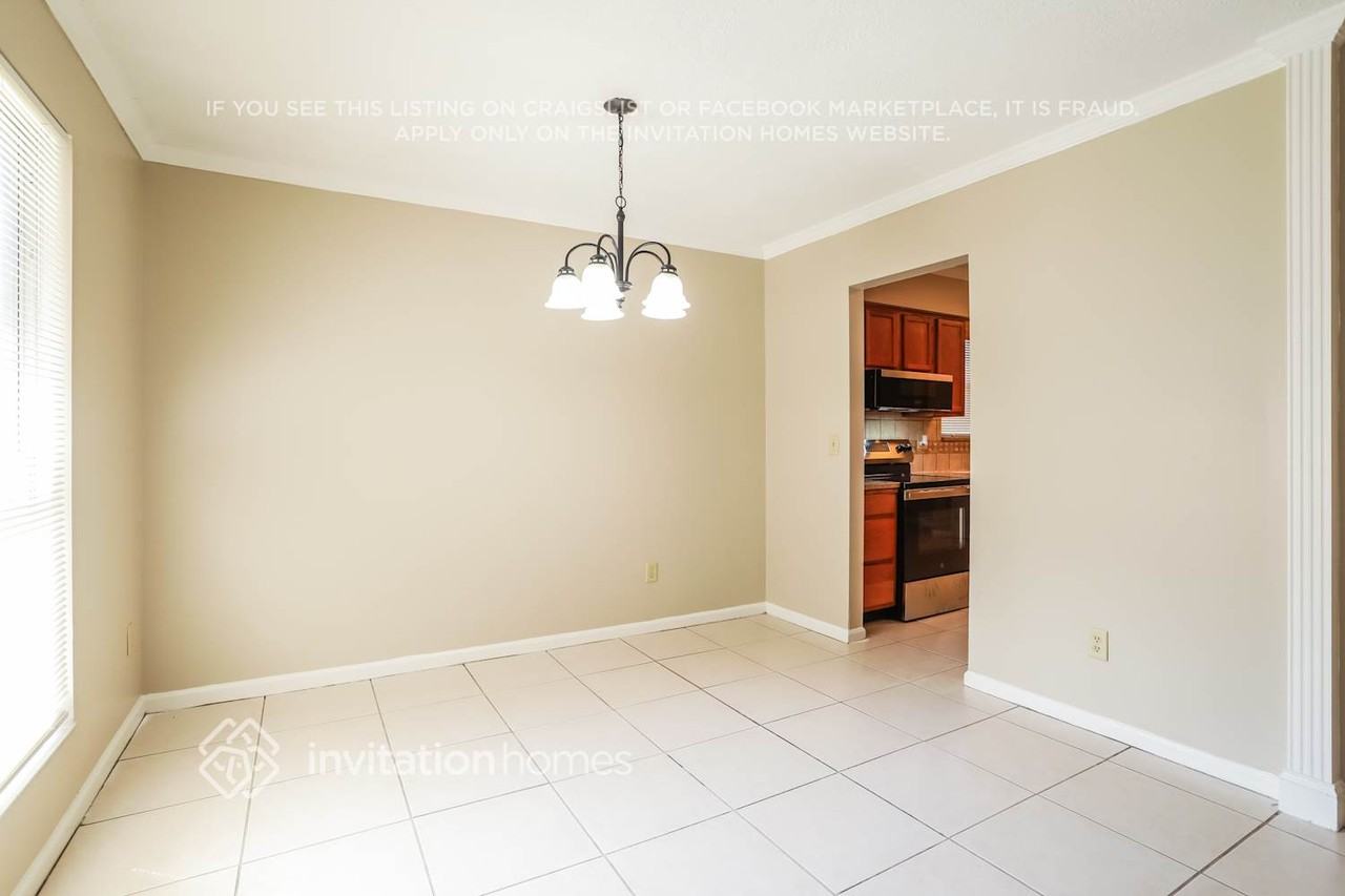 7362 Boysenberry Ln N - Photo 6 of 17