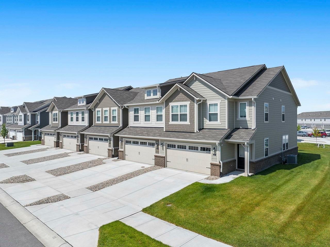 Casey Corner - Photo 6 of 27